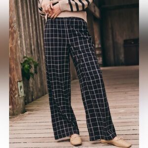 Marine Layer Allison Wide Leg Pull On Trouser in Black White Check XL/P